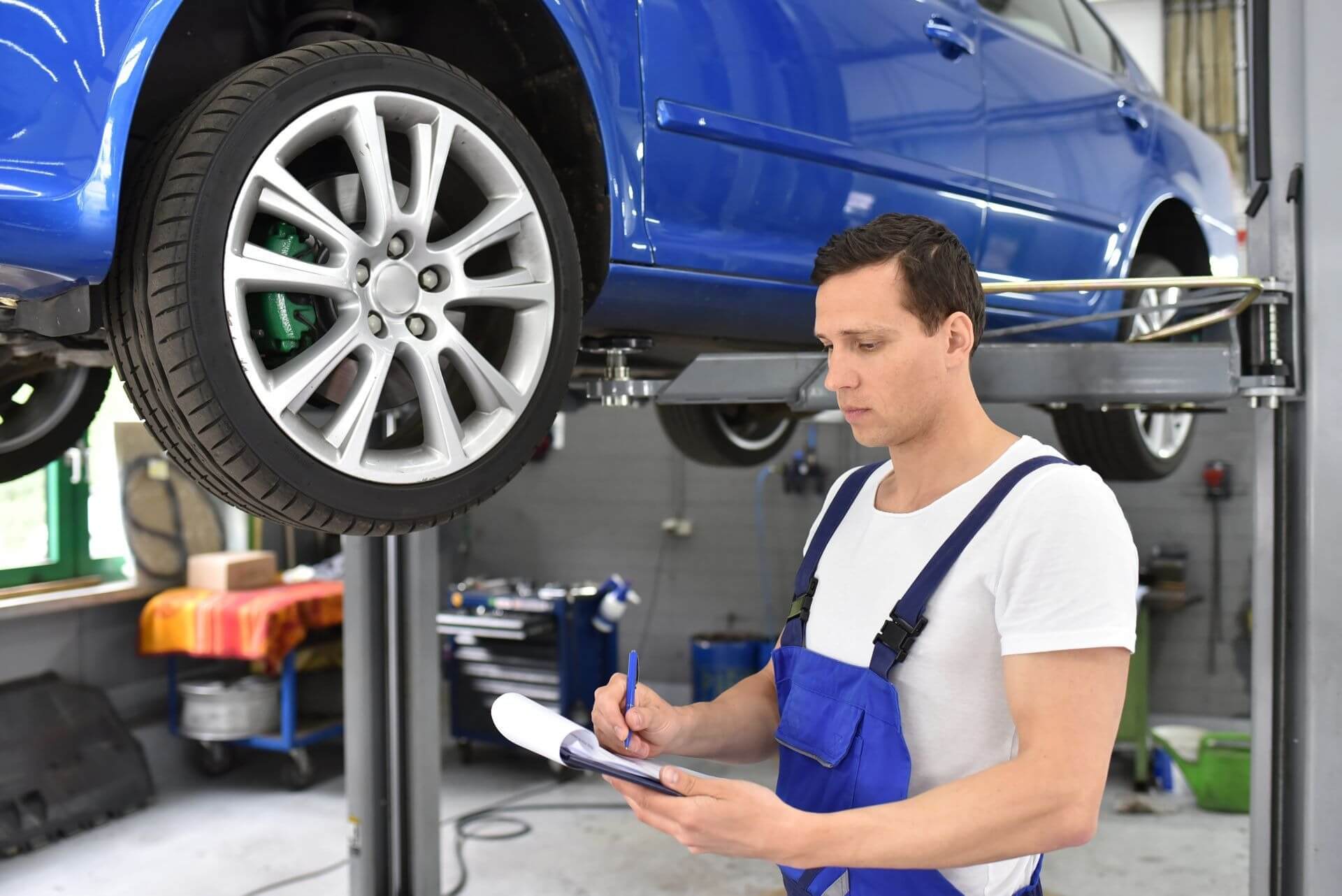 Contrôle technique voiture sans permis : ce qui change en 2025